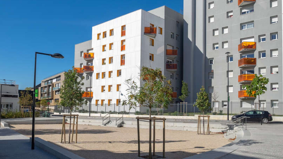 Place Jacques Brel, quartier des Poètes